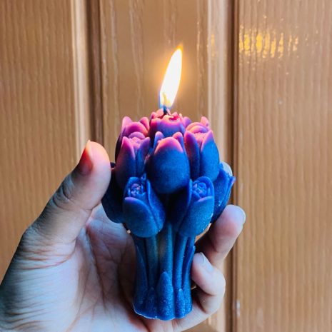Tulip Bouquet Scented Candle – Handcrafted Aromatic Art Tulip Bouquet Scented Candle – Handcrafted Aromatic Art